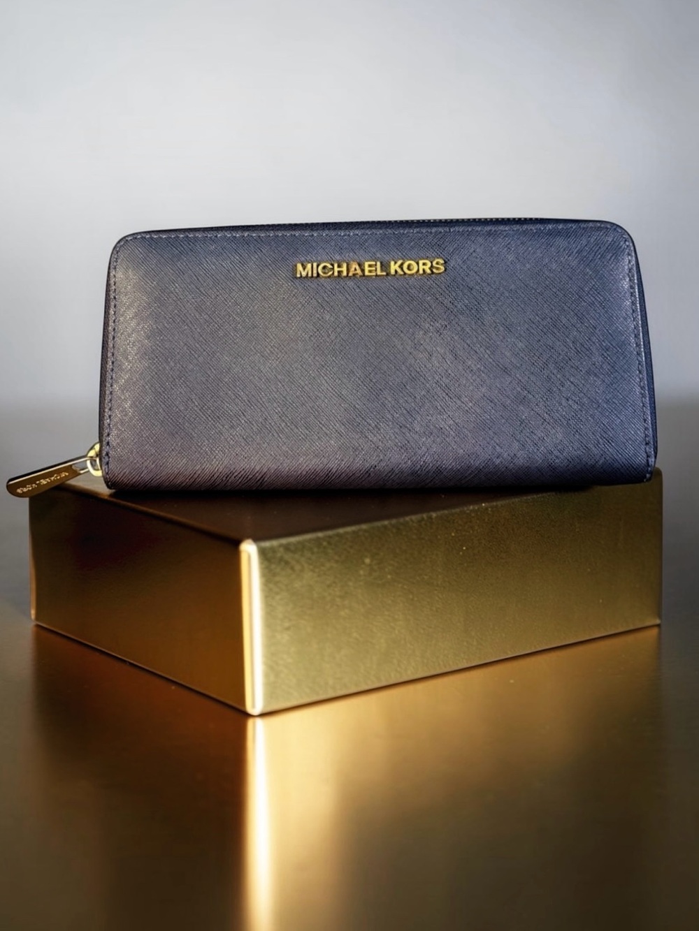 Michael Kors Midnight Blue Saffiano Leather Zip Wallet